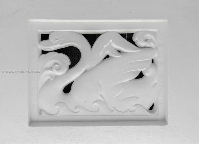 4 of 20 - 9057 Emerson Ave, Surfside, FL