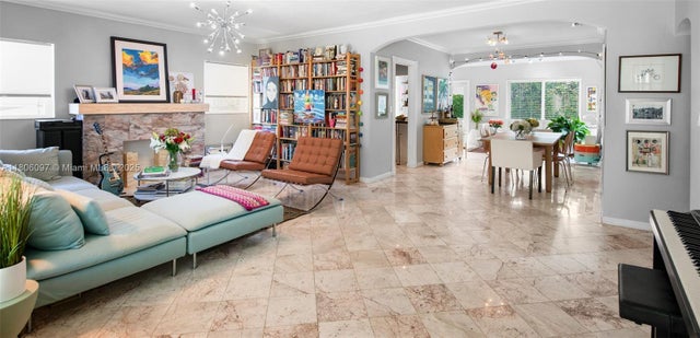 5 of 20 - 9057 Emerson Ave, Surfside, FL