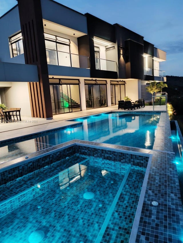 Km 2 Via Chipaya . , Colombia, Other Country - Not In USA