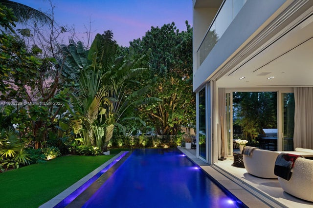 4 of 64 - 4700 N Meridian Ave, Miami Beach, FL