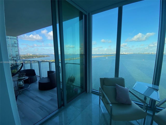 4 of 19 - 2900 Ne 7th Ave 2102, Miami, FL