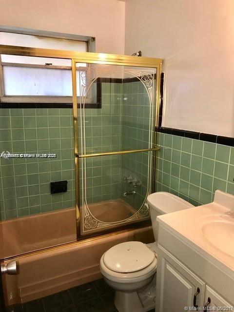 5 of 6 - 2901 Jackson St 3, Hollywood, FL