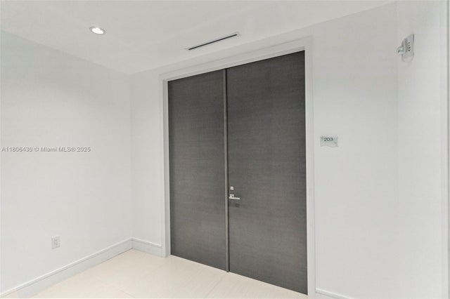 4 of 65 - 3250 Ne 188th St 203, Aventura, FL