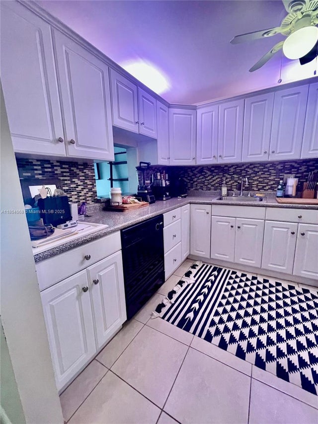3 of 34 - 2312 S Cypress Bend Dr 410, Pompano Beach, FL