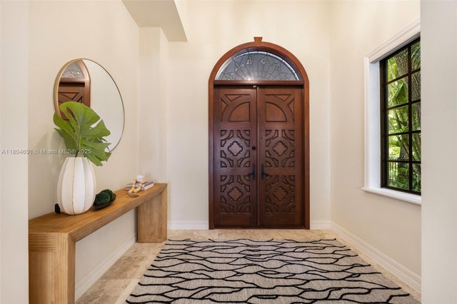 3 of 37 - 7250 Erwin Rd, Coral Gables, FL
