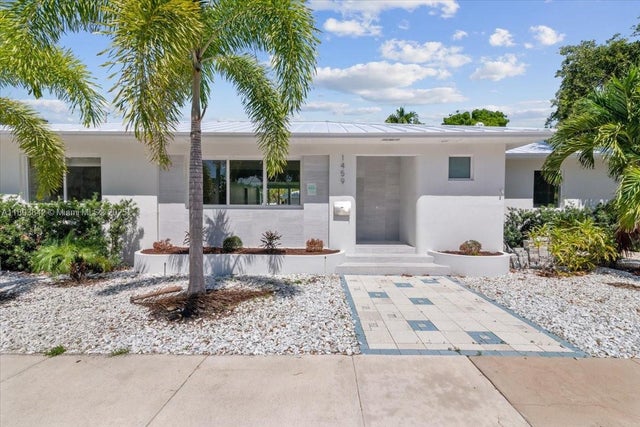 4 of 27 - 1459 Jefferson St, Hollywood, FL