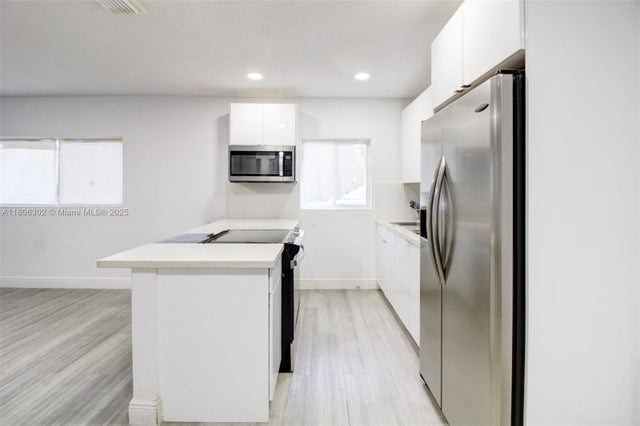 4 of 21 - 5510 Nw 30th Ave, Miami, FL