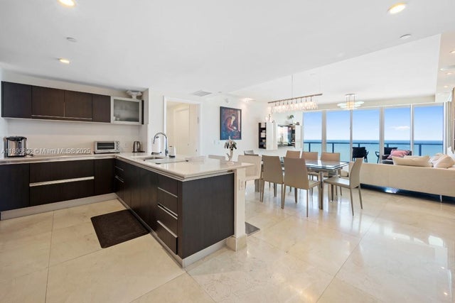 5 of 23 - 17001 Collins Ave 1204, Sunny Isles Beach, FL