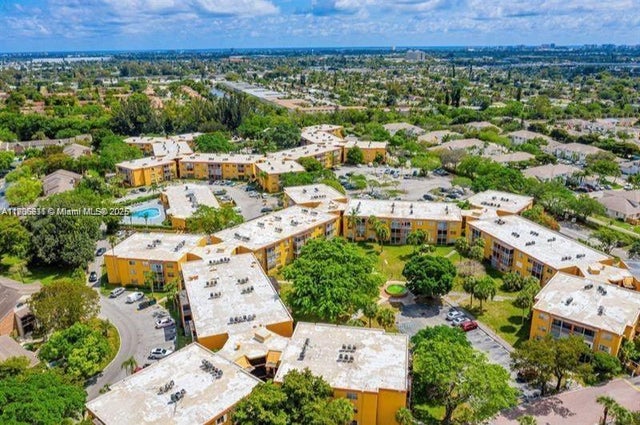 1 of 23 - 4334 Nw 9th Ave 7-2f, Deerfield Beach, FL