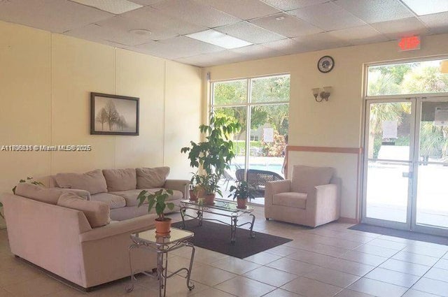2 of 23 - 4334 Nw 9th Ave 7-2f, Deerfield Beach, FL