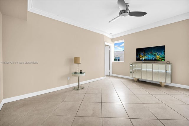 3 of 22 - 1559 Michigan Ave 303, Miami Beach, FL