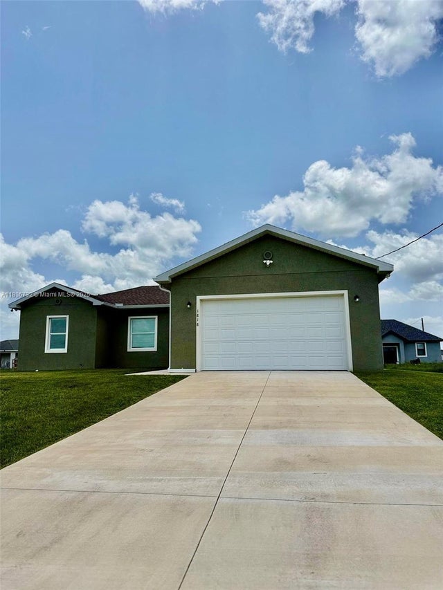 1 of 59 - 1818 Inwood Rd, La Belle, FL