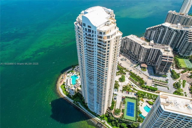 2 of 42 - 848 Brickell Key Dr 3803, Miami, FL