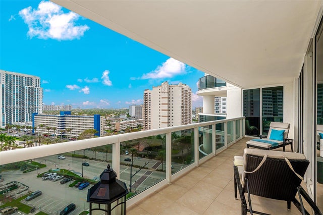 5 of 33 - 1850 S Ocean Dr 1105, Hallandale Beach, FL