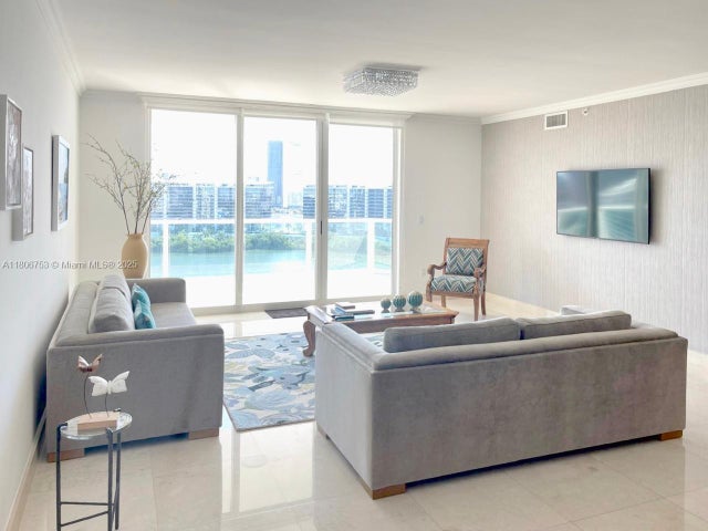 2 of 40 - 3301 Ne 183 St 1705, Aventura, FL