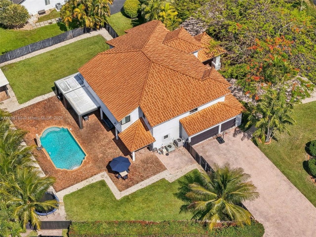 2 of 69 - 11898 Sw 74th Ter, Miami, FL