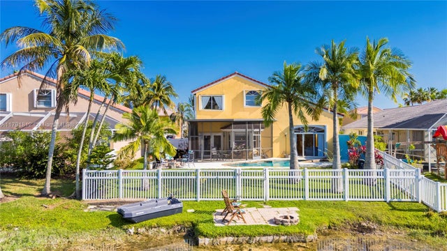 1 of 64 - 1060 Nw 192nd Ave, Pembroke Pines, FL