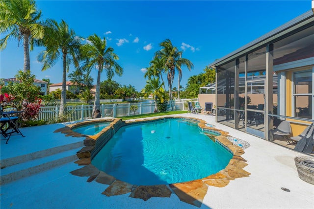 3 of 64 - 1060 Nw 192nd Ave, Pembroke Pines, FL