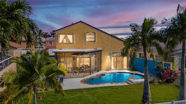5 of 64 - 1060 Nw 192nd Ave, Pembroke Pines, FL