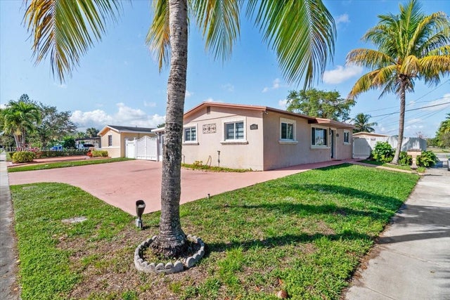 1 of 40 - 7601 Simms St, Hollywood, FL