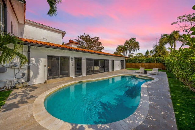 3 of 80 - 210 Ne 107th St, Miami Shores, FL