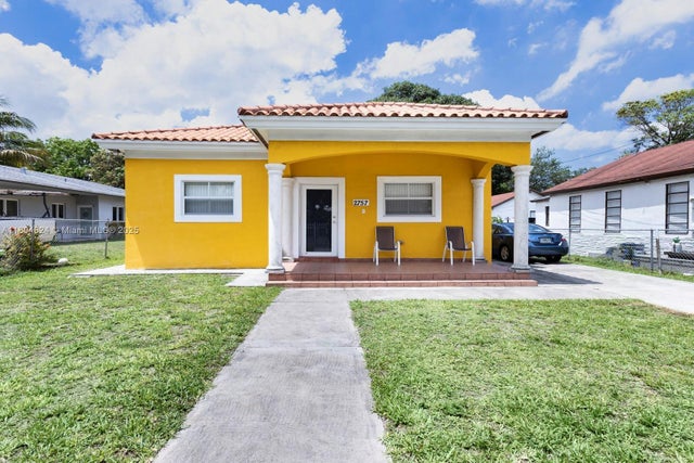 2 of 16 - 2757 Nw 29th St, Miami, FL
