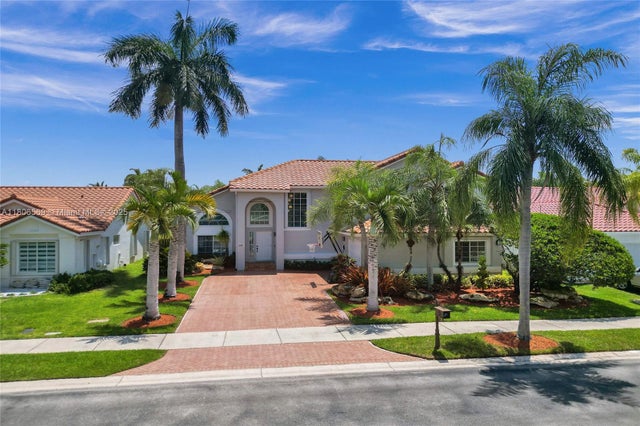1 of 59 - 594 Spinnaker, Weston, FL