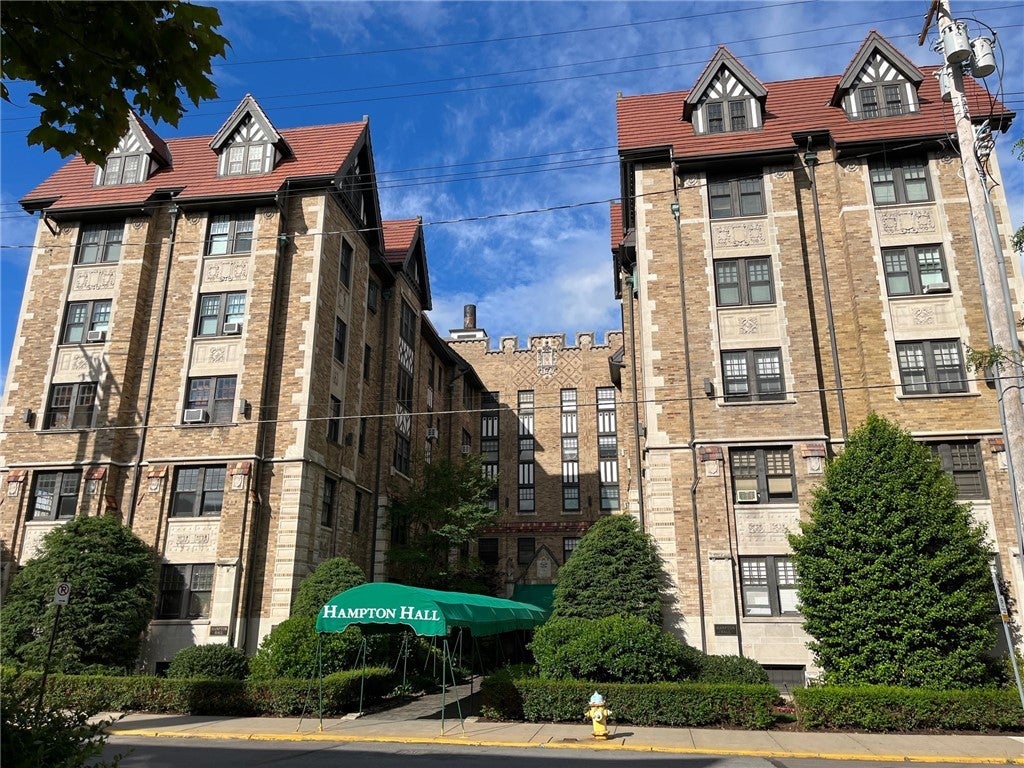 166 Dithridge Street 2a, Oakland