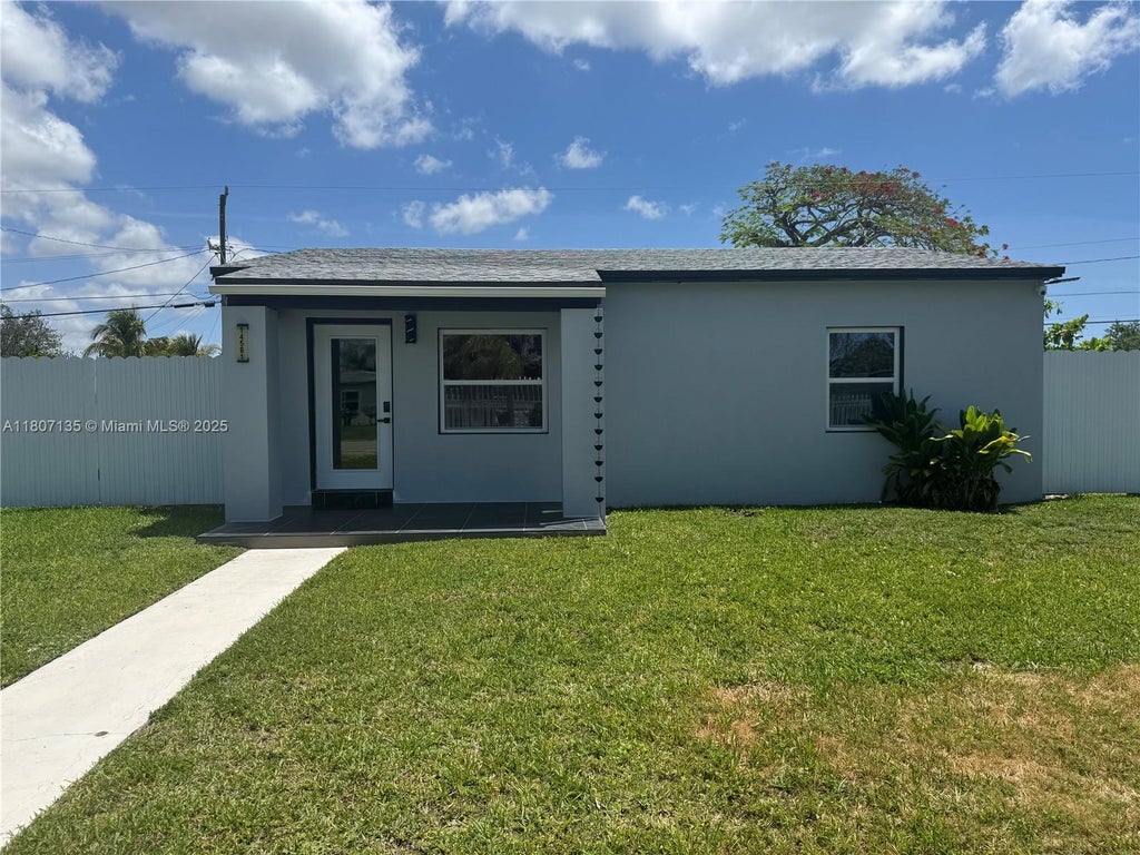 14581 Jackson St, Miami