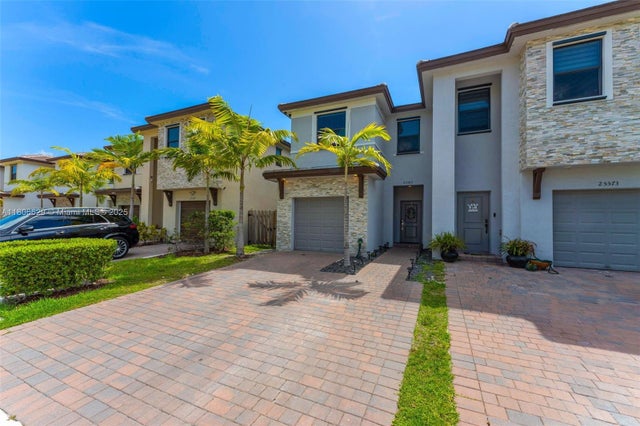 2 of 32 - 25565 Sw 109th Ave, Homestead, FL