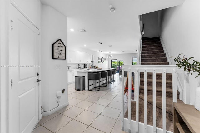 4 of 32 - 25565 Sw 109th Ave, Homestead, FL