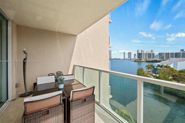 2 of 31 - 3330 Ne 190th St 717, Aventura, FL
