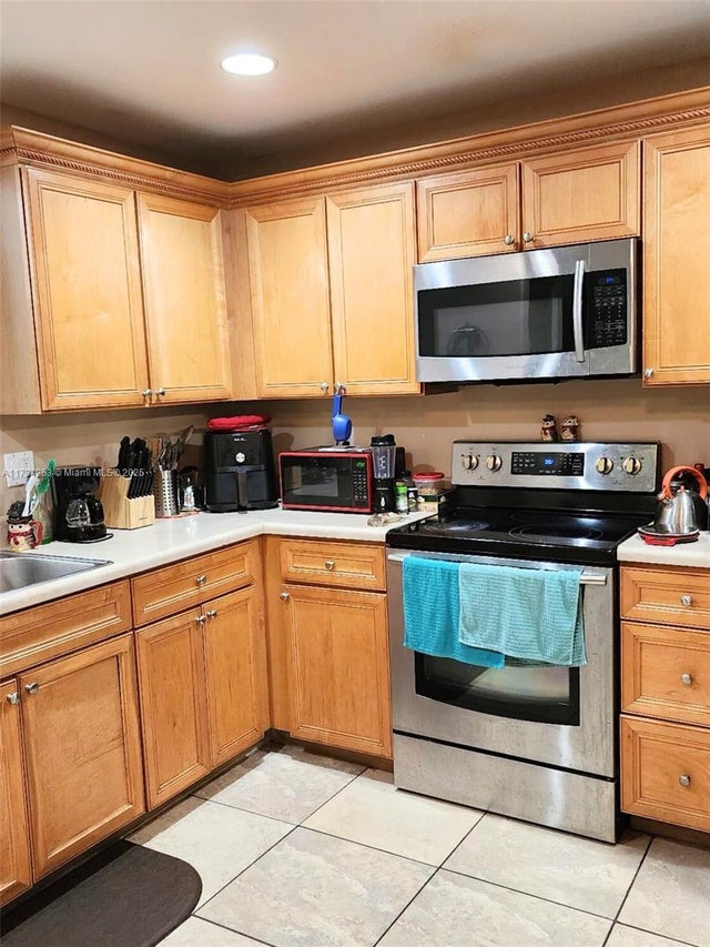 5 of 18 - 8014 Big Pine Way, Riviera Beach, FL