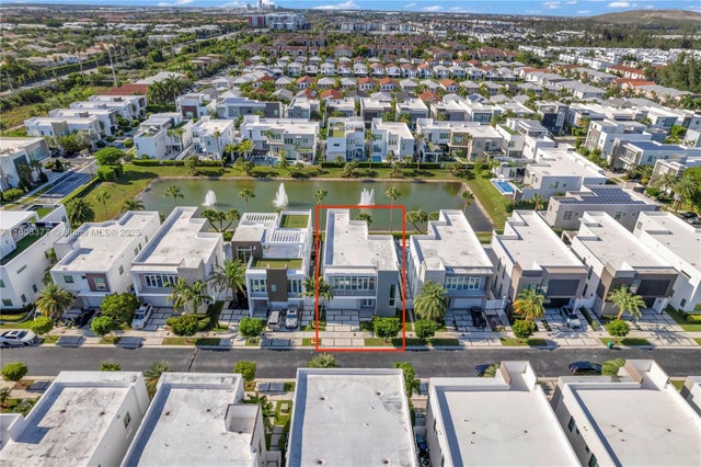 3 of 43 - 10553 Nw 67th Ter, Doral, FL