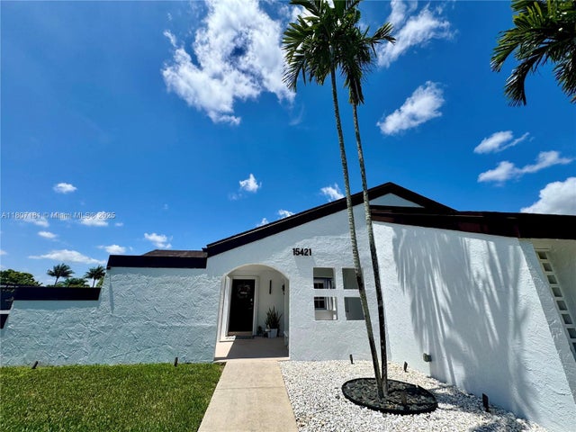 1 of 31 - 15421 Sw 158th St, Miami, FL