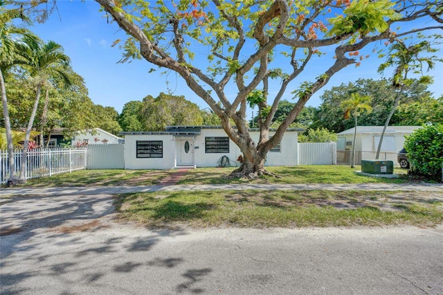 3 of 72 - 45 Nw 127th St, North Miami, FL