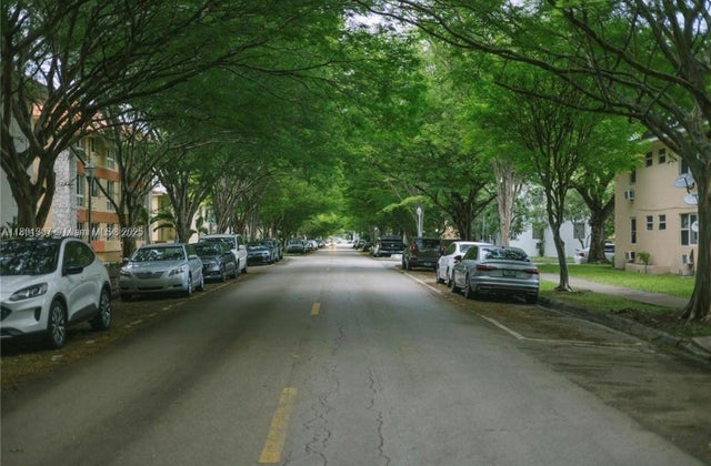 1 of 18 - 1100 Salzedo St 3a, Coral Gables, FL