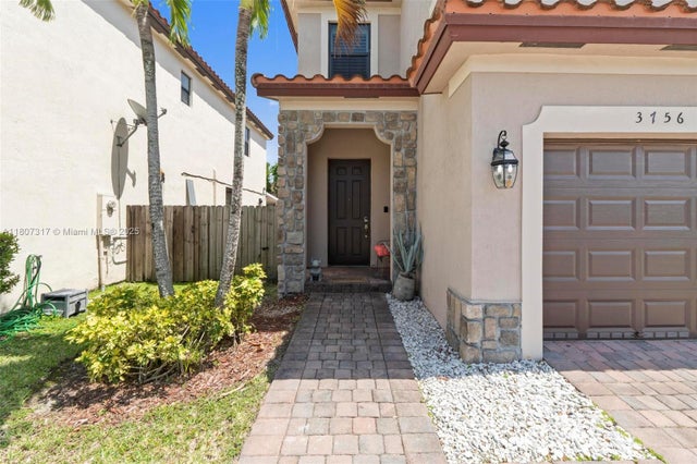 4 of 53 - 3756 Ne 1st St, Homestead, FL