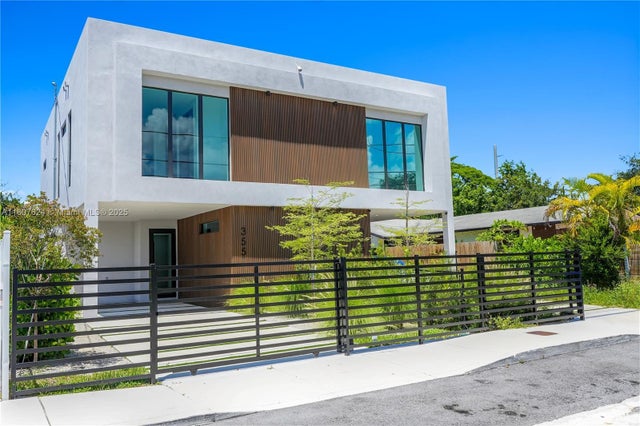 2 of 23 - 355 Nw 50th St, Miami, FL