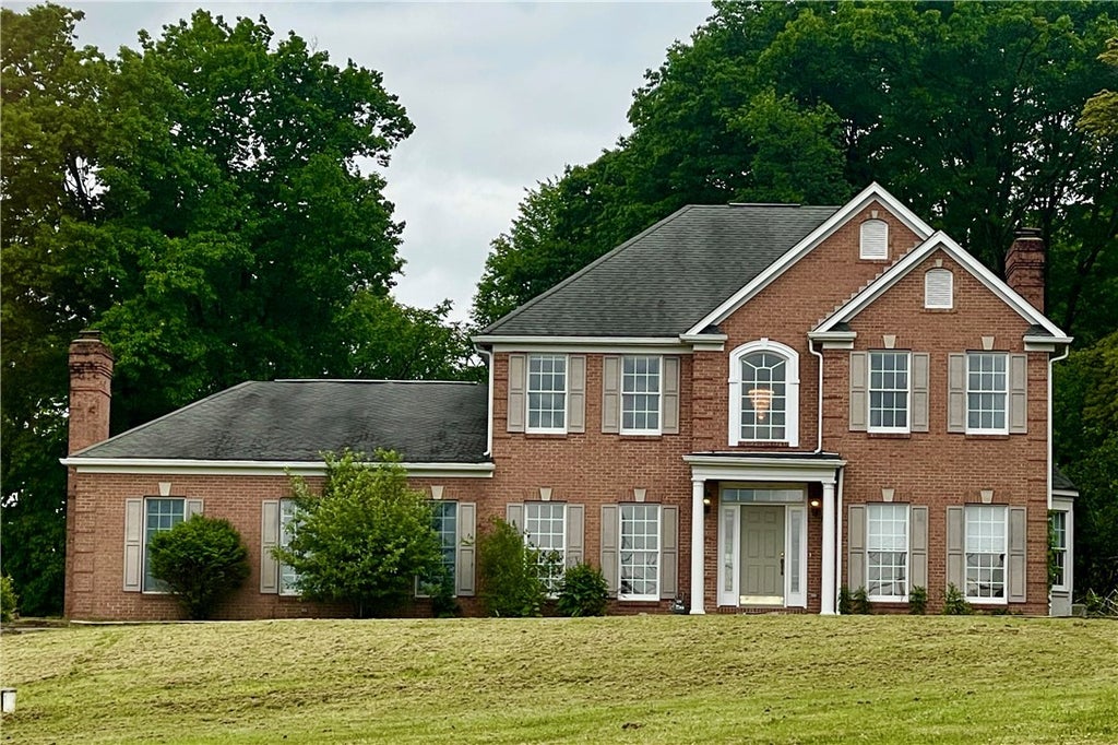 1849 Dutch Ridge Road, Ellwood City