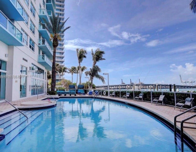3 of 19 - 650 West Ave 1206, Miami Beach, FL