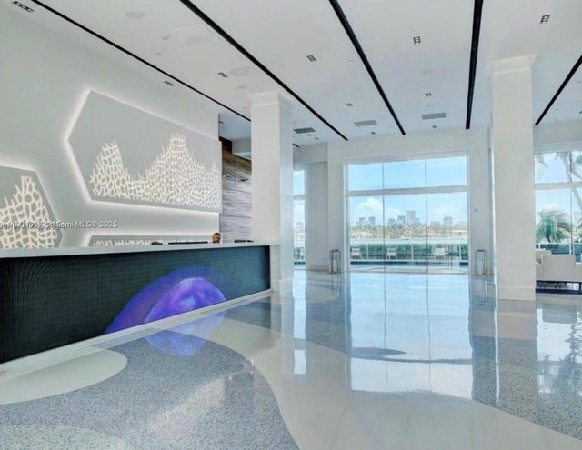 4 of 19 - 650 West Ave 1206, Miami Beach, FL