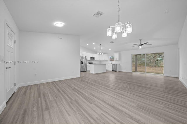 4 of 34 - 7 Walnut Place, Other, FL
