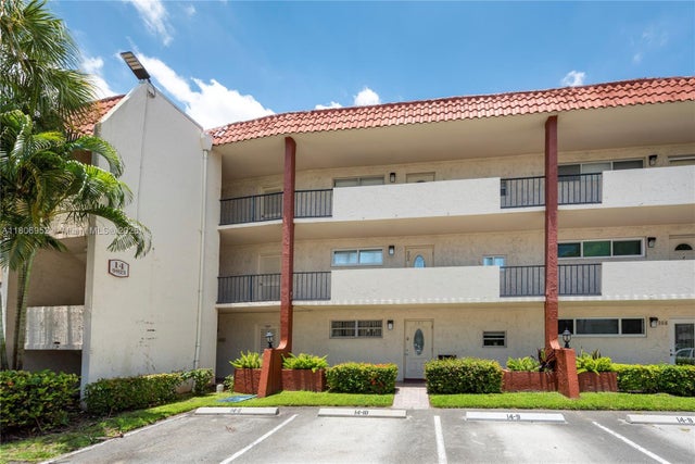 2 of 47 - 9823 S Hollybrook Lake Dr 105, Pembroke Pines, FL