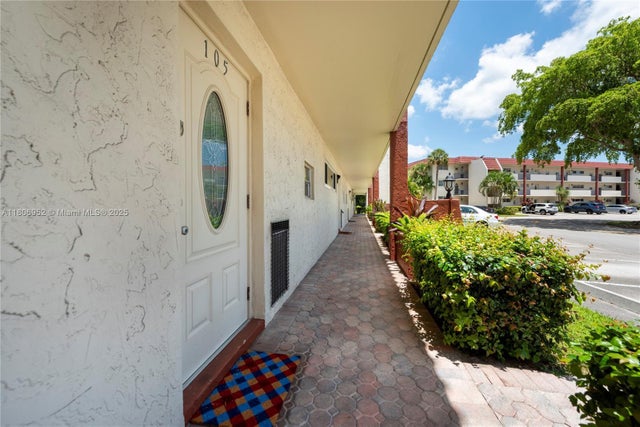 3 of 47 - 9823 S Hollybrook Lake Dr 105, Pembroke Pines, FL