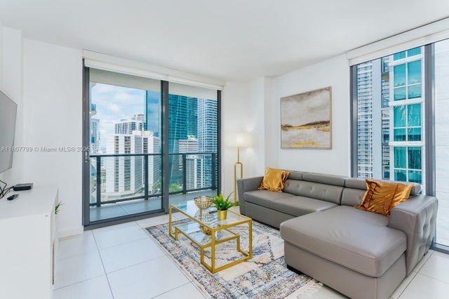3 of 22 - 31 Se 6th St 2408, Miami, FL