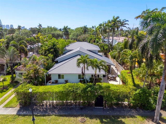 1 of 24 - 1550 Tyler St, Hollywood, FL