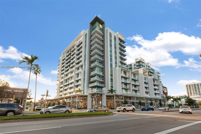 1 of 36 - 3900 Biscayne Blvd N-905, Miami, FL