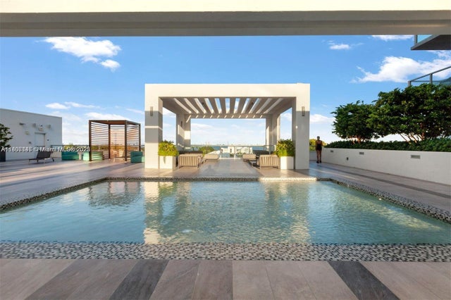 5 of 36 - 3900 Biscayne Blvd N-905, Miami, FL