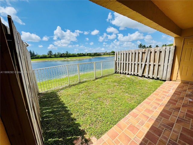 4 of 32 - 5200 Nw 31st Ave 102, Fort Lauderdale, FL